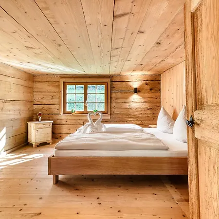 Ferienhaus Berghaus Lutzklang *